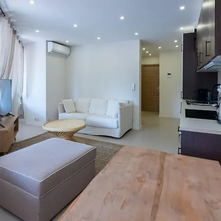 Beautiful 7p Center 250m Antibes