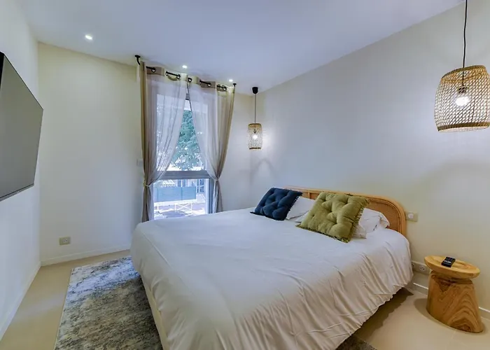 Apartment Beautiful 7p Center 250m *